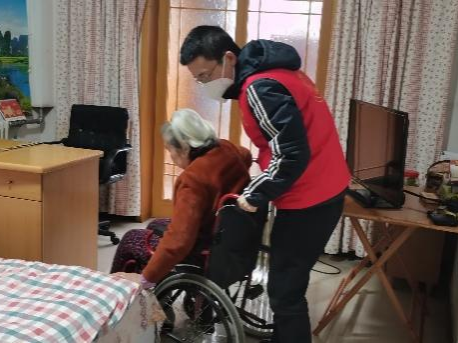 【疫情防控】盡銳出戰(zhàn)護我城，工投先鋒在行動 ——集團干部下沉一線系列（二）