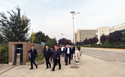 團(tuán)市委、市貿(mào)促會(huì)、市青企協(xié)一行到工投集團(tuán)涇河產(chǎn)業(yè)園考察交流