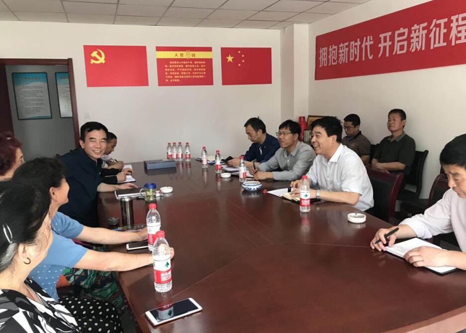 集團(tuán)大調(diào)研第五組     赴正合物業(yè)延河分公司、紅旗分公司調(diào)研